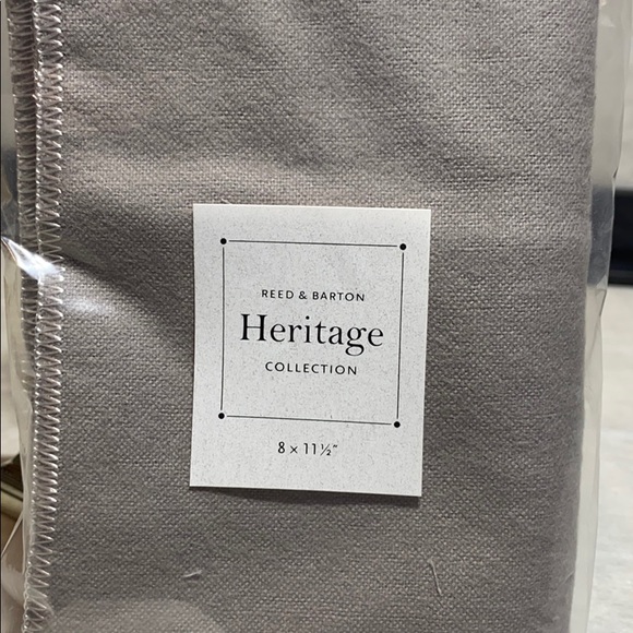 Reed & Barton Heritage Medium Pillar Holder - Picture 6 of 7